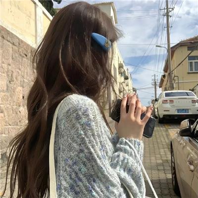 在秃鹫群下